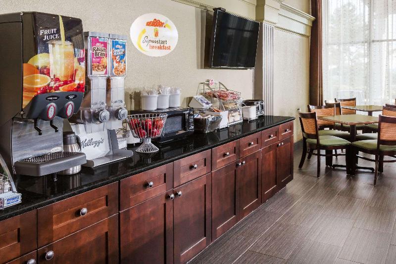 Отель Americas Best Value Inn Phenix City