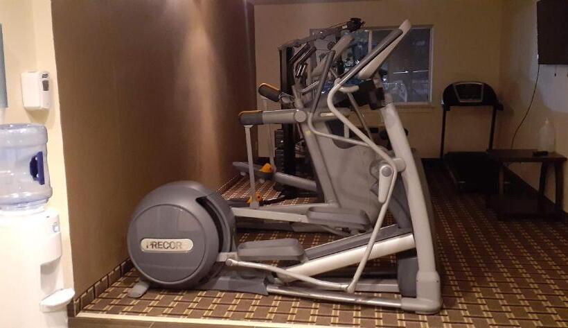 Отель Americas Best Value Inn Phenix City