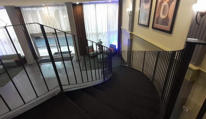 Отель Americas Best Value Inn Phenix City