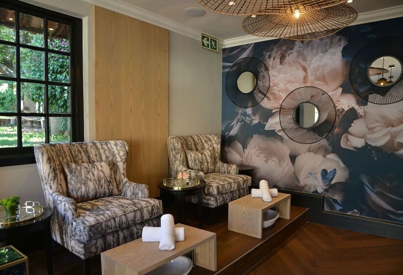 Apogee Boutique Hotel & Spa