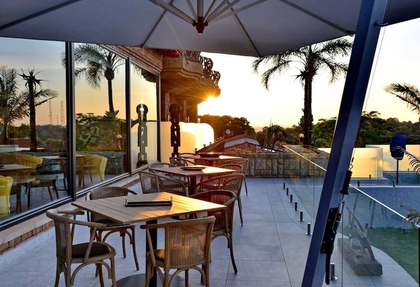 Apogee Boutique Hotel & Spa