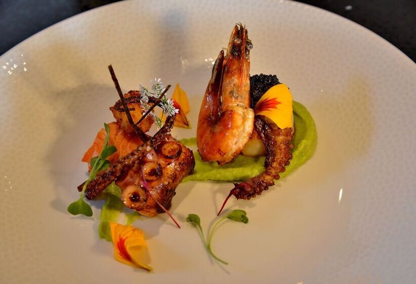 Apogee Boutique Hotel & Spa