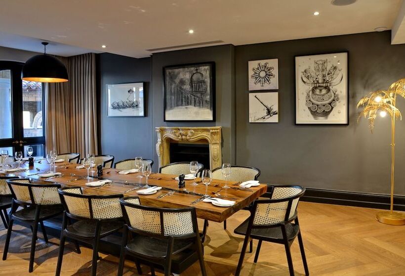 Apogee Boutique Hotel & Spa