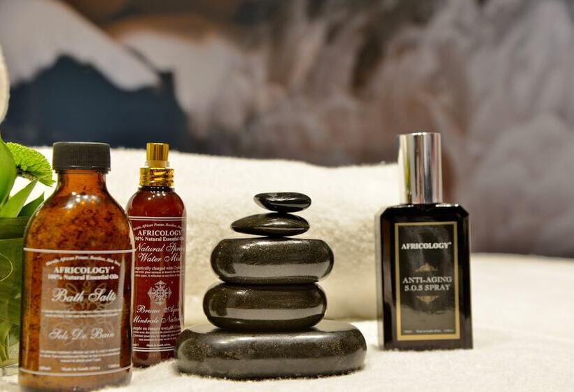 Apogee Boutique Hotel & Spa