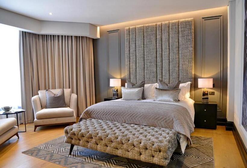 Apogee Boutique Hotel & Spa