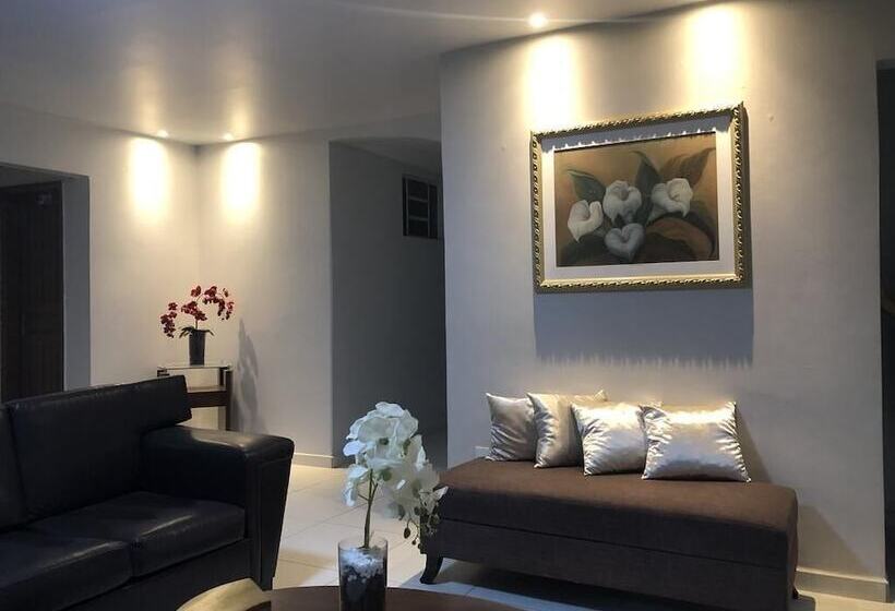 Отель Augusto Palace