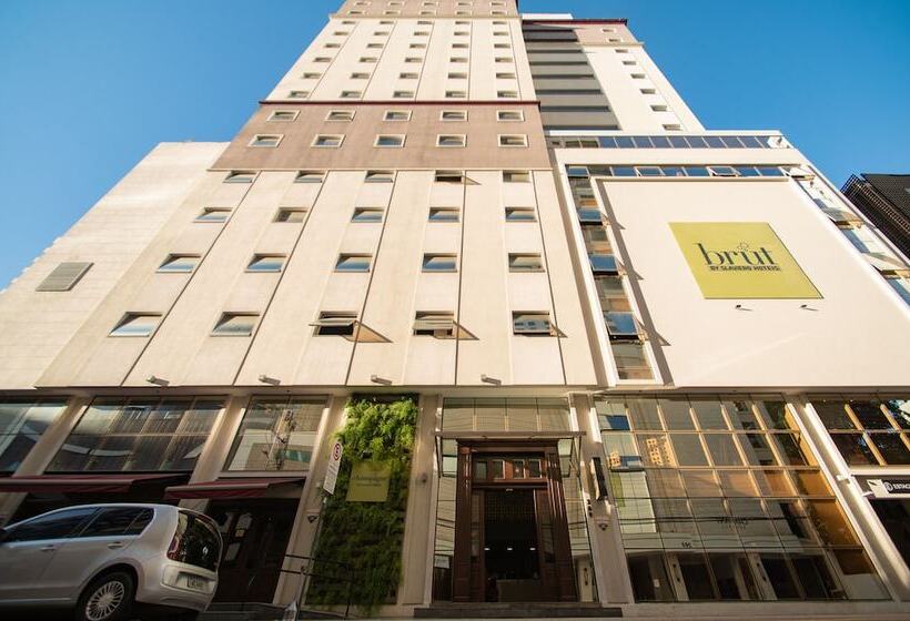 هتل Brut By Slaviero Hoteis