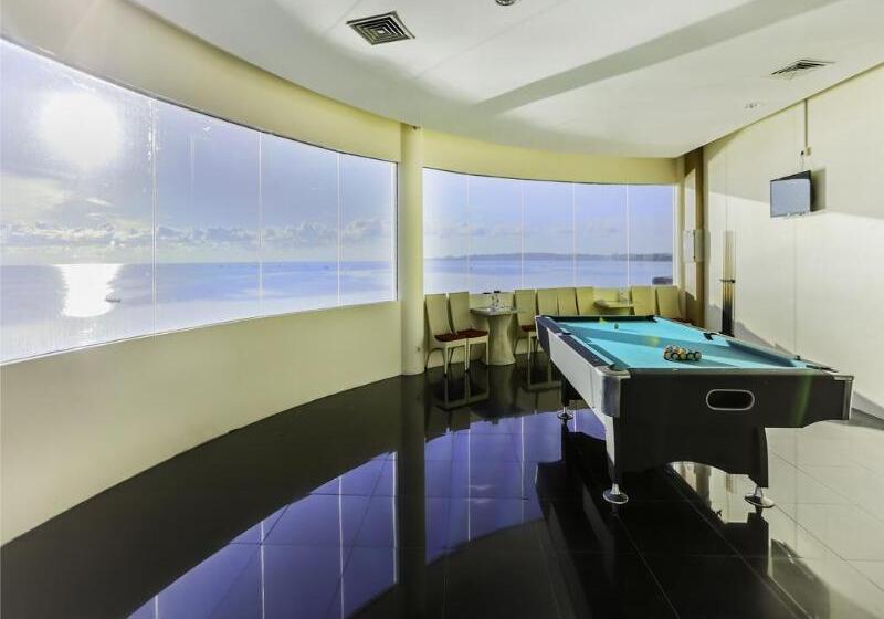 בית מלון כפרי Bw Suite Belitung