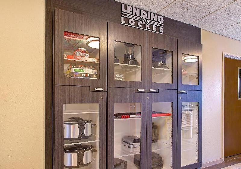 בית מלון כפרי Candlewood Suites Fort Campbell   Oak Grove, An Ihg