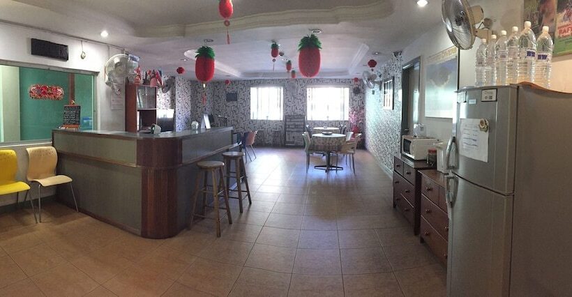 בית מלון כפרי City Park Lodge