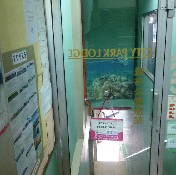 בית מלון כפרי City Park Lodge