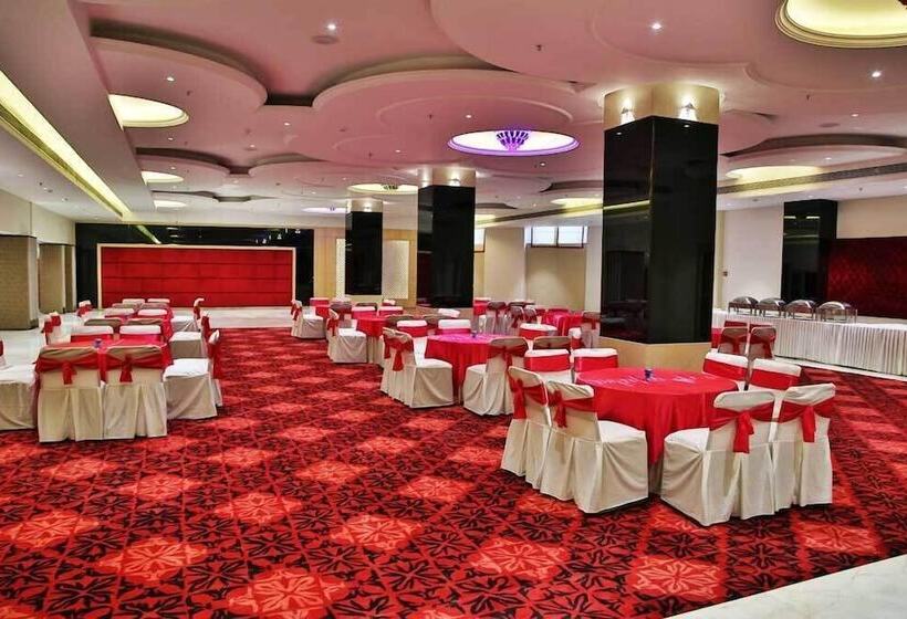 فندق Clarion Inn Sevilla