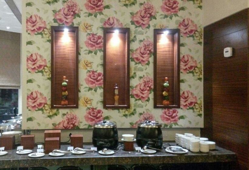 فندق Clarion Inn Sevilla