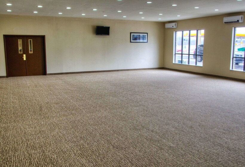 فندق Comfort Suites Plymouth Near Us 30