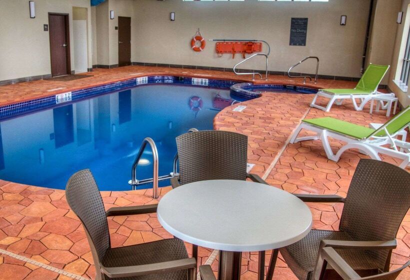 فندق Comfort Suites Plymouth Near Us 30