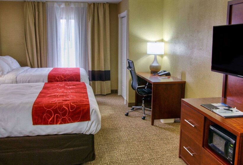 فندق Comfort Suites Plymouth Near Us 30