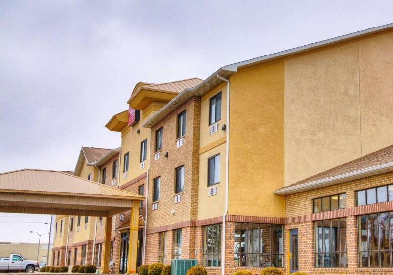 فندق Comfort Suites Plymouth Near Us 30