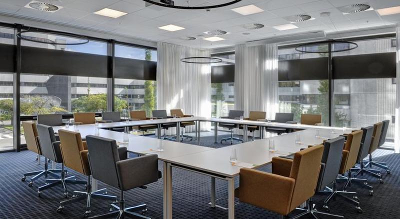 هتل Courtyard By Marriott Amsterdam Arena Atlas