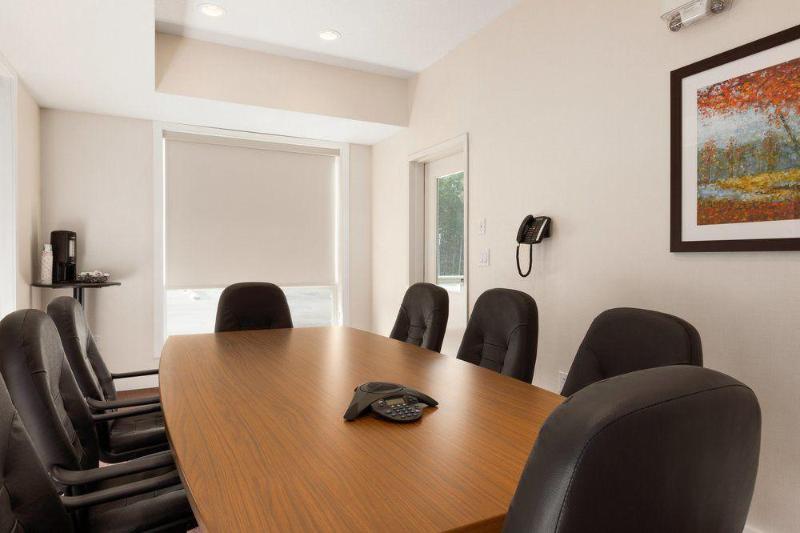 فندق Days Inn Sioux Lookout