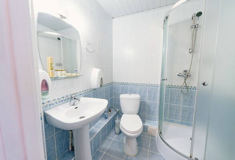 בית מלון כפרי Deryabin