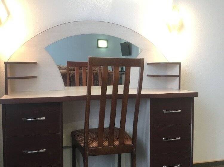 בית מלון כפרי Deryabin