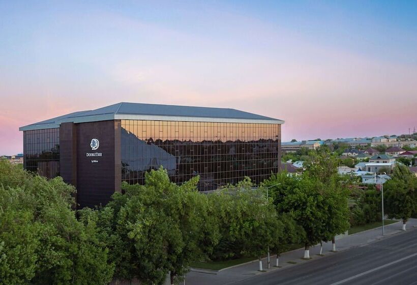 هتل Doubletree By Hilton Shymkent