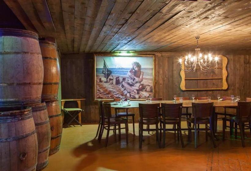 Отель Du Parc  Pirates