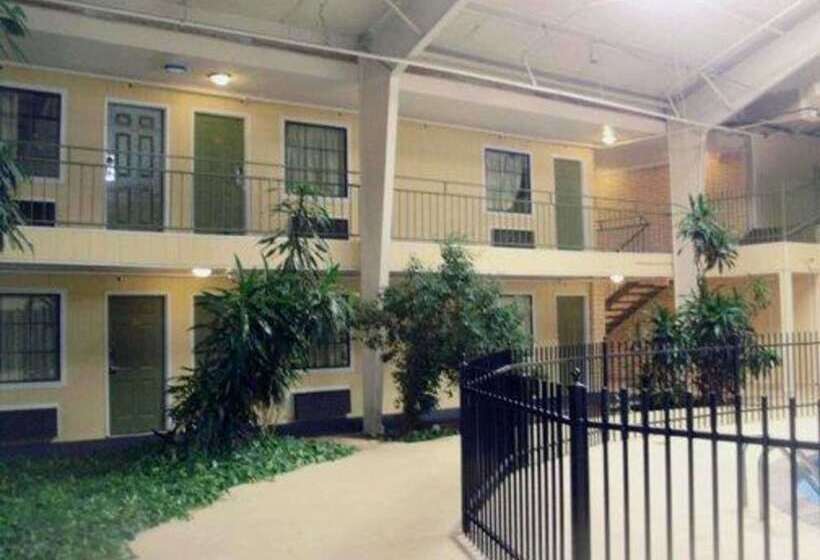 فندق Econo Lodge Elk City