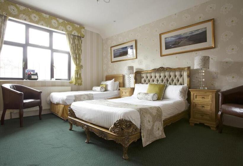 Отель Exmoor White Horse Inn