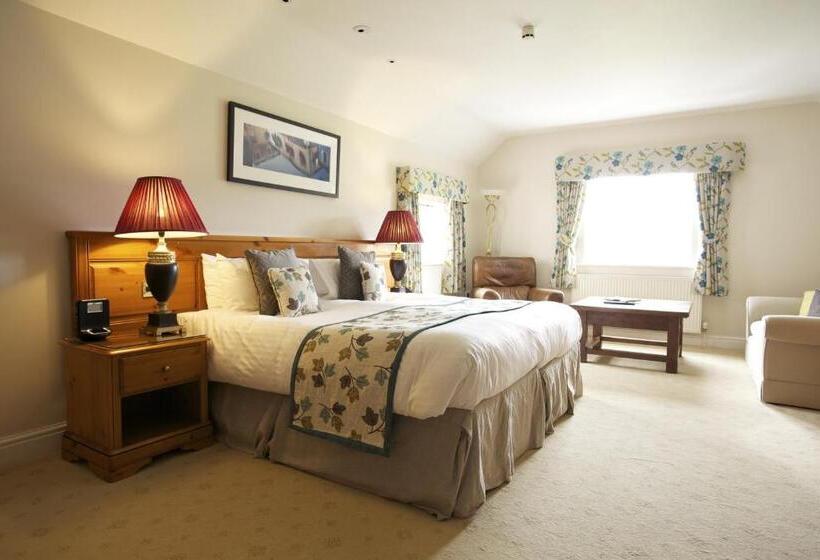 Отель Exmoor White Horse Inn