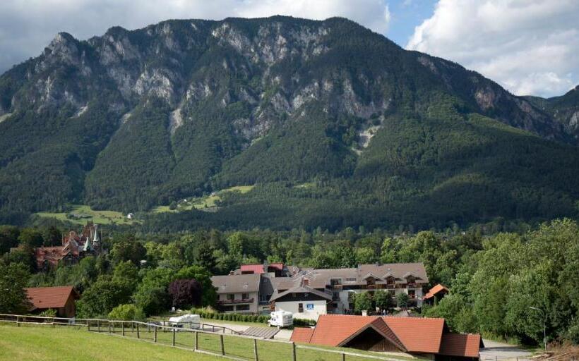 فندق Flackl   Wirt