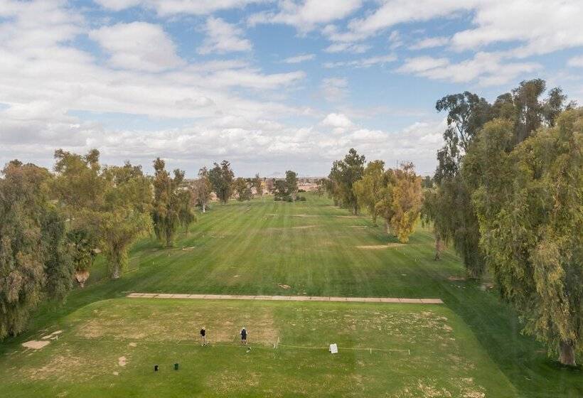 בית מלון כפרי Four Points By Sheraton At Phoenix Mesa Gateway Airport