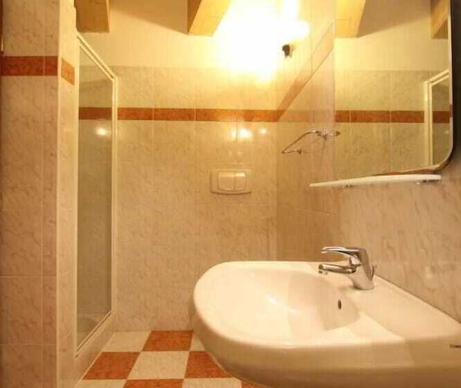 호텔 Garnì Stellune