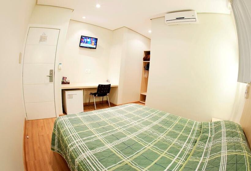 Golden Hotel O Mais Central Pet Friendly