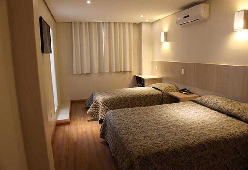 Golden Hotel O Mais Central Pet Friendly