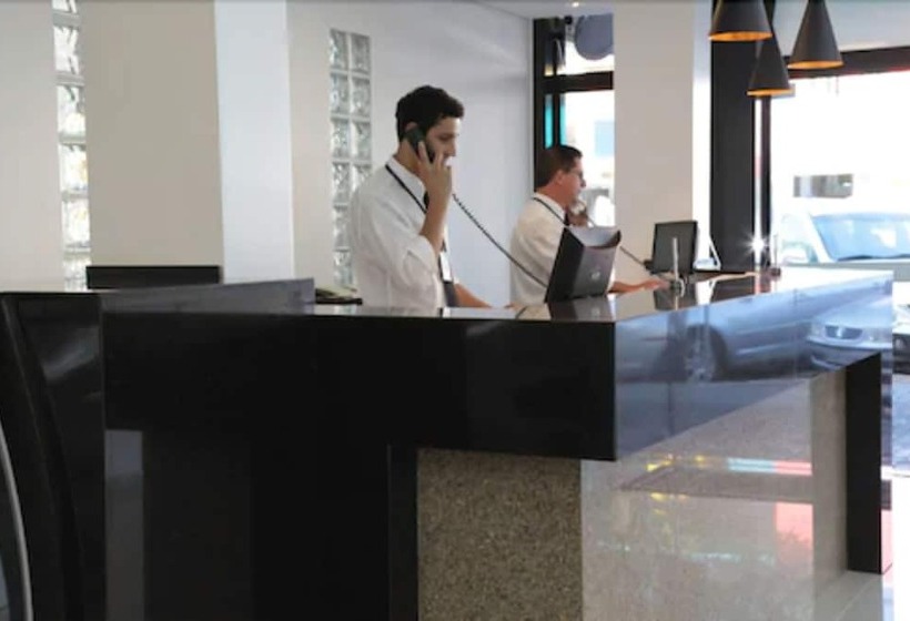 Golden Hotel O Mais Central Pet Friendly