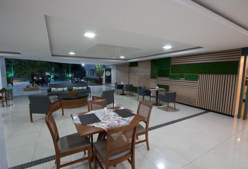 ホテル Golden Ville