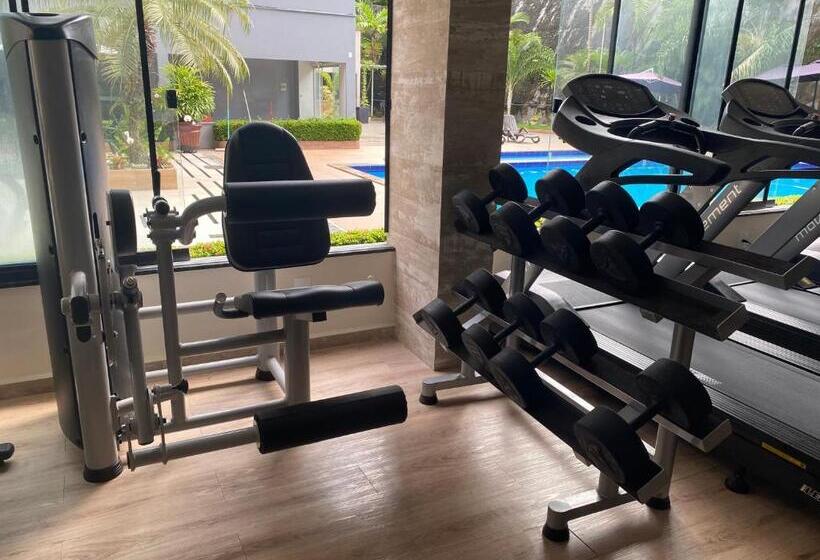 ホテル Golden Ville