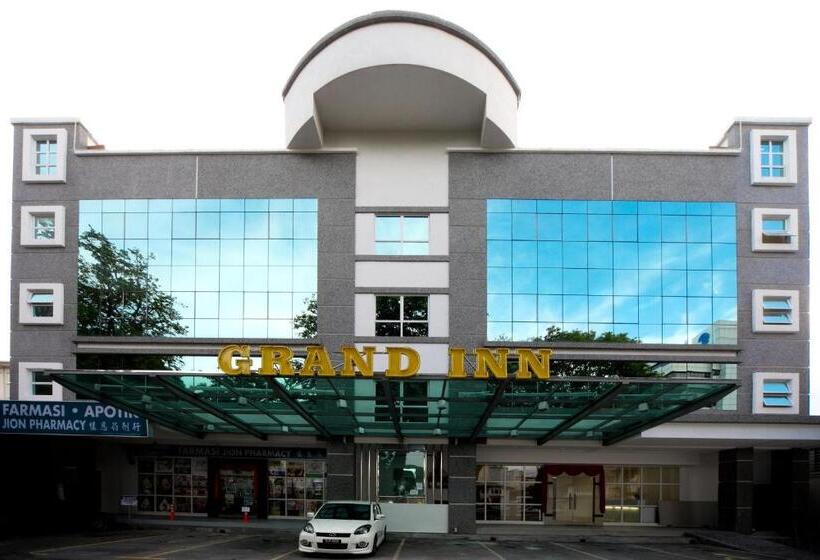 בית מלון כפרי Grand Inn