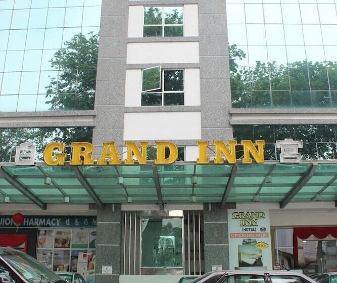בית מלון כפרי Grand Inn
