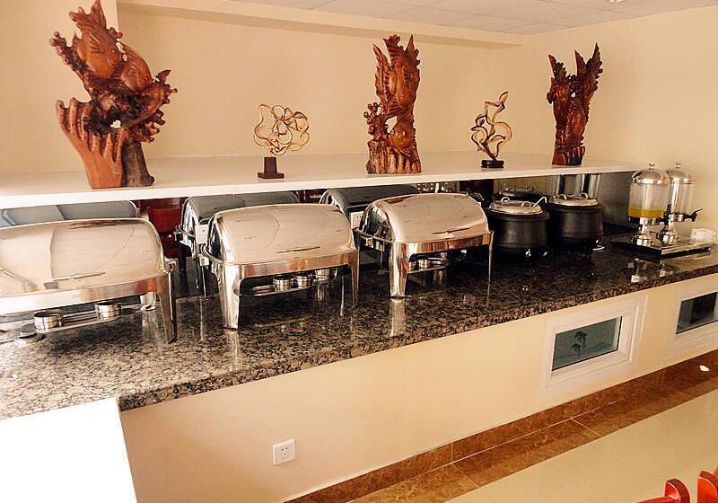 ホテル Greentree Inn Weihai North Qingdao Road Express