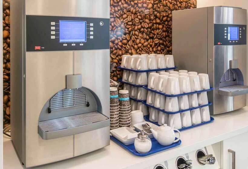 호텔 Hampton By Hilton Frankfurt City Centre