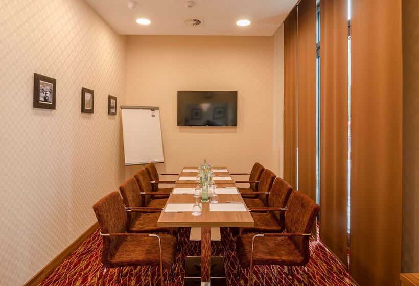 호텔 Hampton By Hilton Frankfurt City Centre