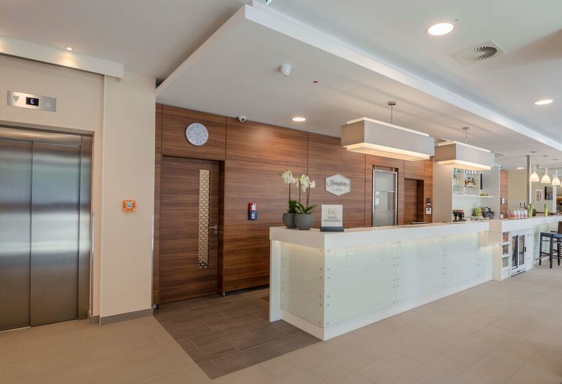 호텔 Hampton By Hilton Frankfurt City Centre