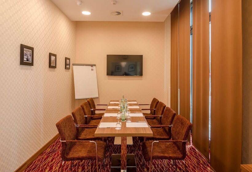 호텔 Hampton By Hilton Frankfurt City Centre