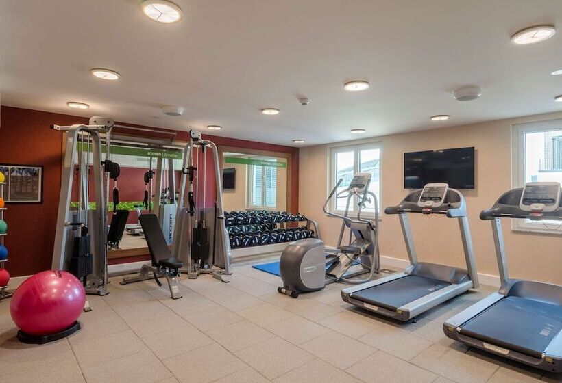 호텔 Hampton By Hilton Frankfurt City Centre