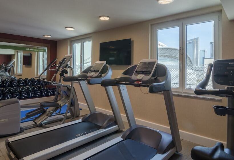 호텔 Hampton By Hilton Frankfurt City Centre