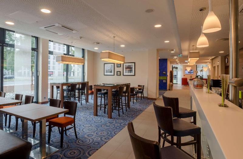 호텔 Hampton By Hilton Frankfurt City Centre