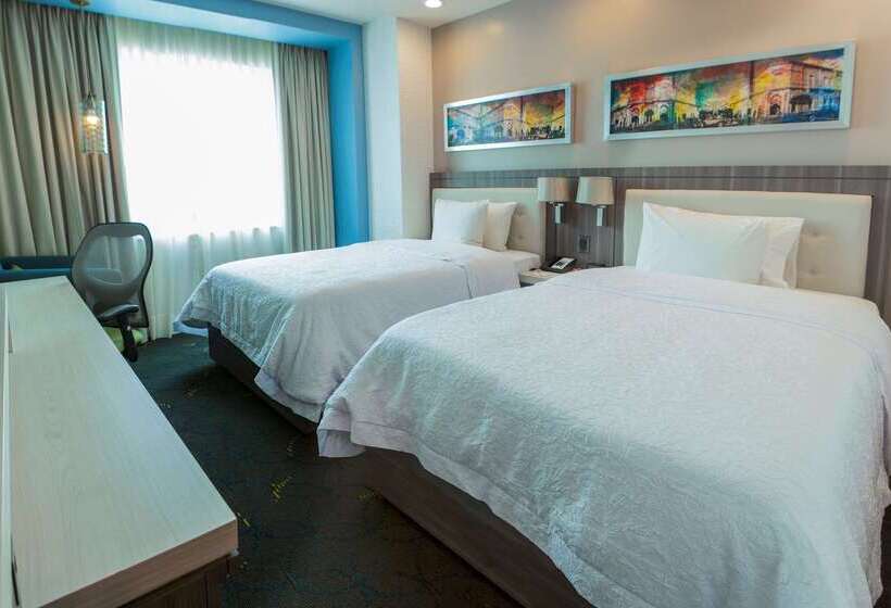 هتل Hampton Inn & Suites By Hilton Aguascalientes Airport