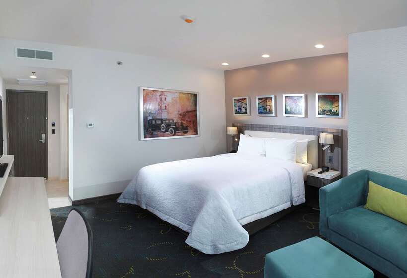 هتل Hampton Inn & Suites By Hilton Aguascalientes Airport